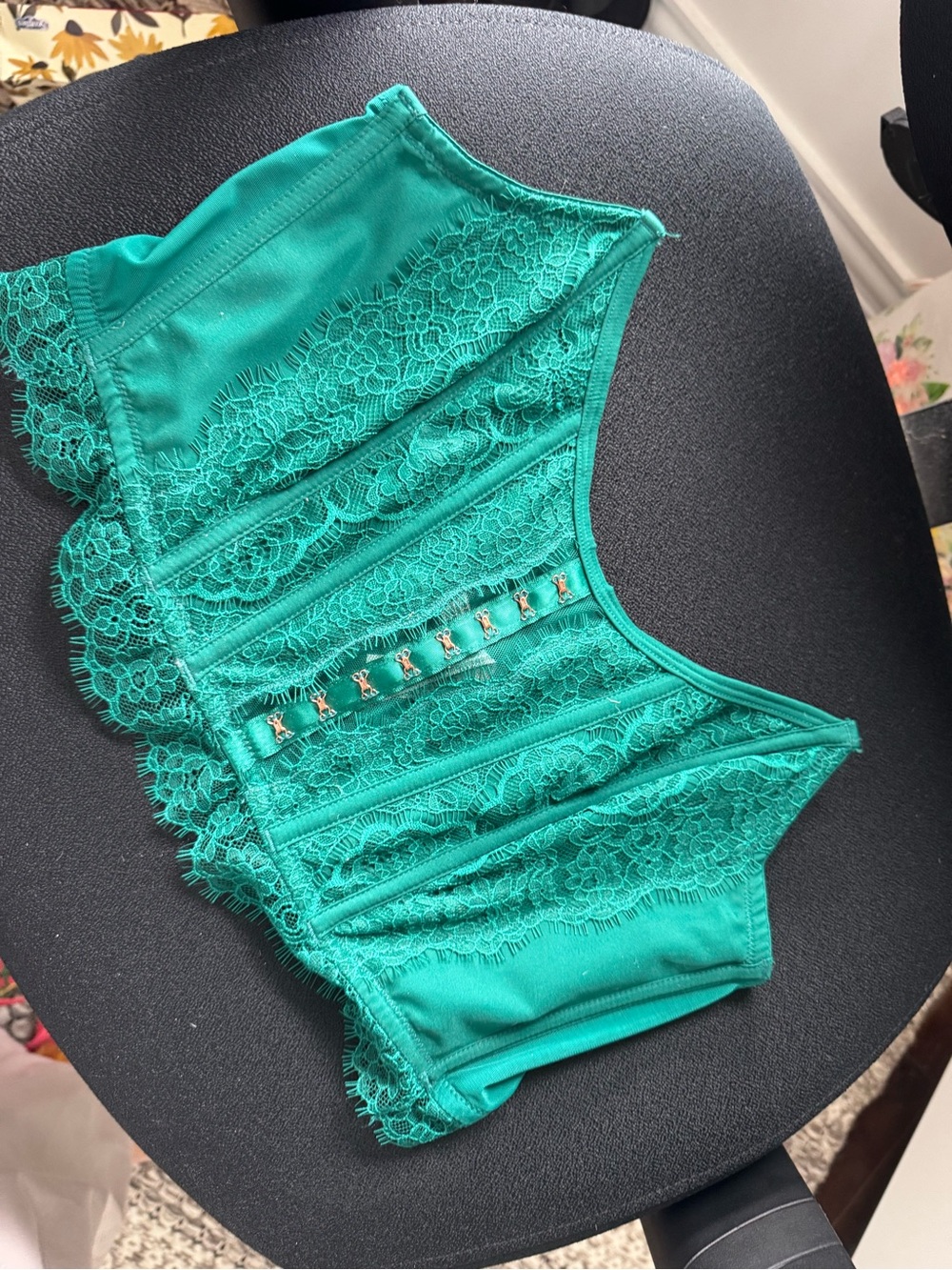 NWT VICTORIAS SECRET LACE CORSET BRA
